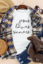 Jesus Loves Sinners Graphic T-Shirt